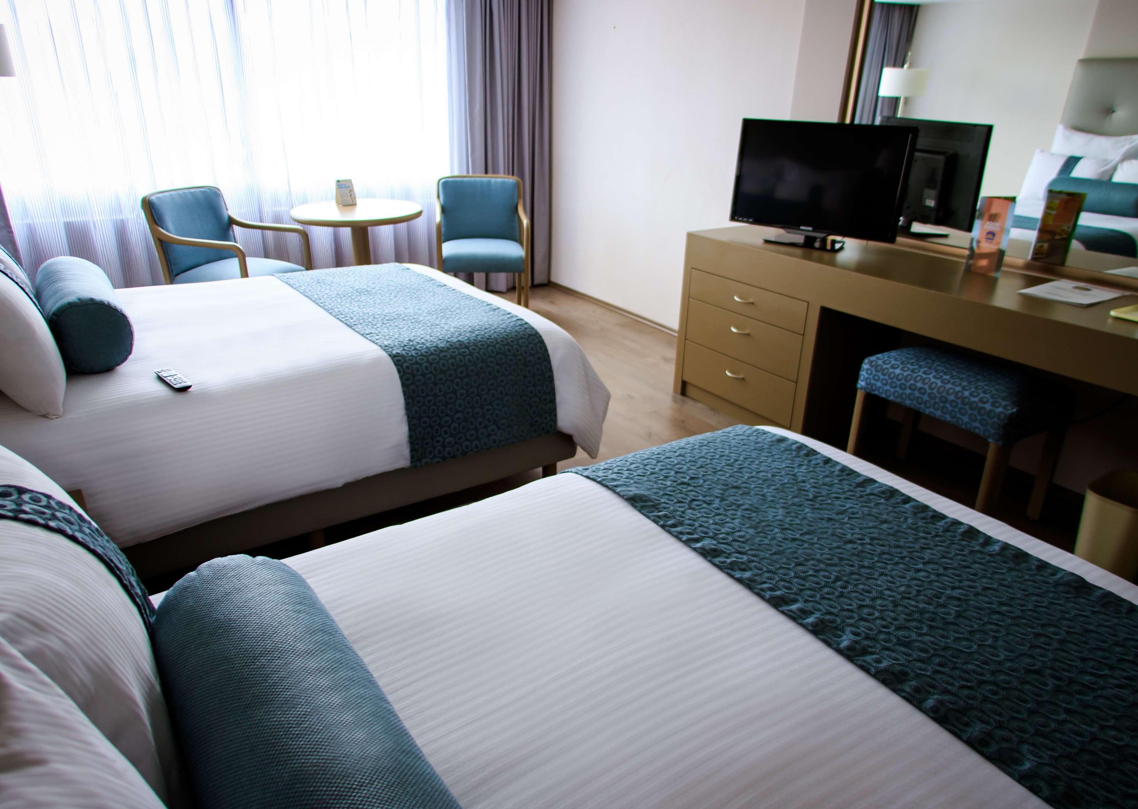 Grand Cantalagua Hotel Morelia, BW Signature Collection Экстерьер фото A room at the hotel